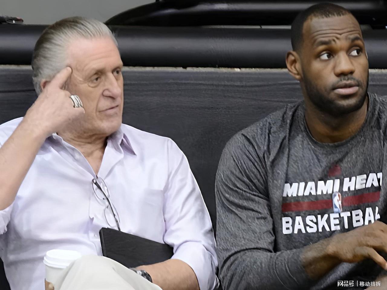 啥情况？热火发布的2012年夺冠纪念海报中，未看到詹姆斯的身影