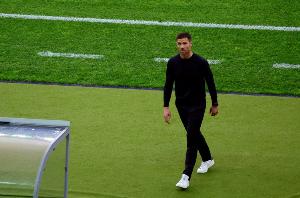 BOB半岛体育-科贝电台：若皇马希望聘请阿隆索执教，需支付800万欧解约金