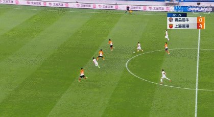 1714565065595006358.gif 武磊2.gif