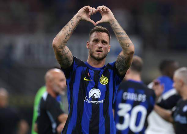 BOB半岛-替补上场开启暴走模式，国际米兰赢了一场富裕仗