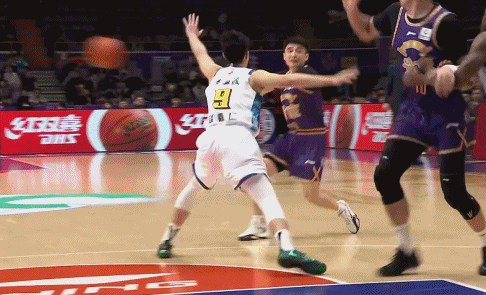 BOB半岛-张庆鹏：罗汉琛表现让人眼前一亮，沈梓捷复出意愿非常强烈