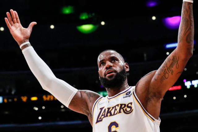 湖人再遭三连败 詹姆斯赛后鸡汤更像是为自己打气