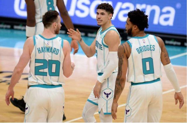 BOB半岛体育-【人物】夏洛特不烦恼 黄蜂因拉梅洛·鲍尔而改变