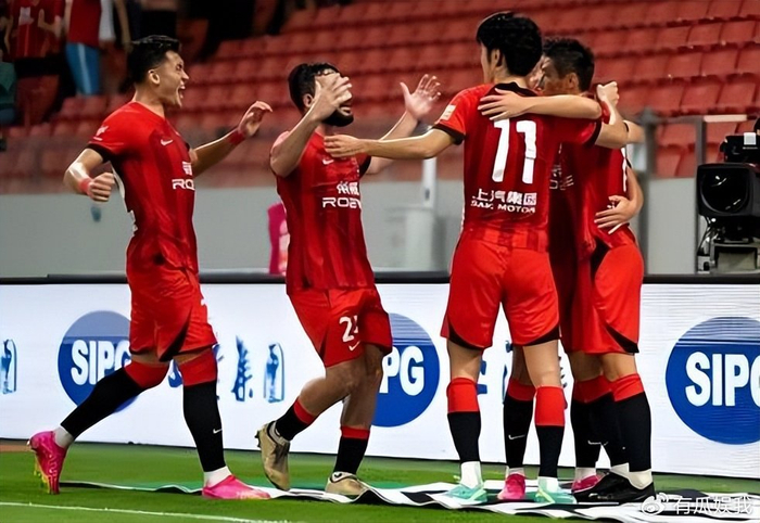 BOB半岛-上港无缘超级杯冠军并不是坏事！未来解决两个问题，中超还能争冠|上海海港|上港队|穆斯卡特|足协杯|北京国安_新浪体育_新浪新闻