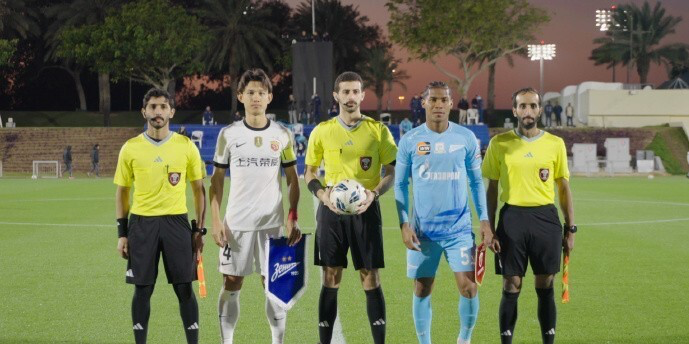 BOB半岛体育-友尽赛!海港0-6俄超豪门 派3外援先发仍遭打爆 4天2次交手丢10球