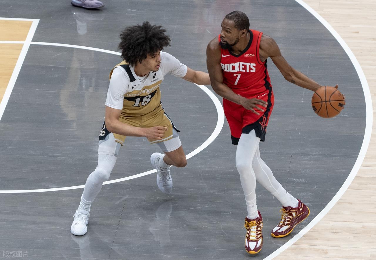 BOB半岛平台-太强了！火箭探花19+7+10+6+2创纪录！申京打爆奇才！杜兰特无解