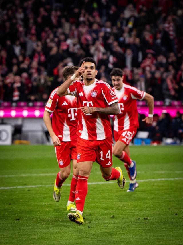 BOB半岛体育-【德甲】迪亚斯进3球造2点，拜仁5比1大胜十人霍村